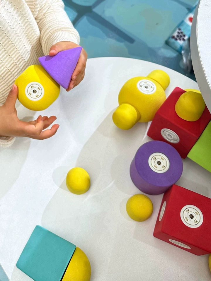 Priority should be given to such large-grained building blocks